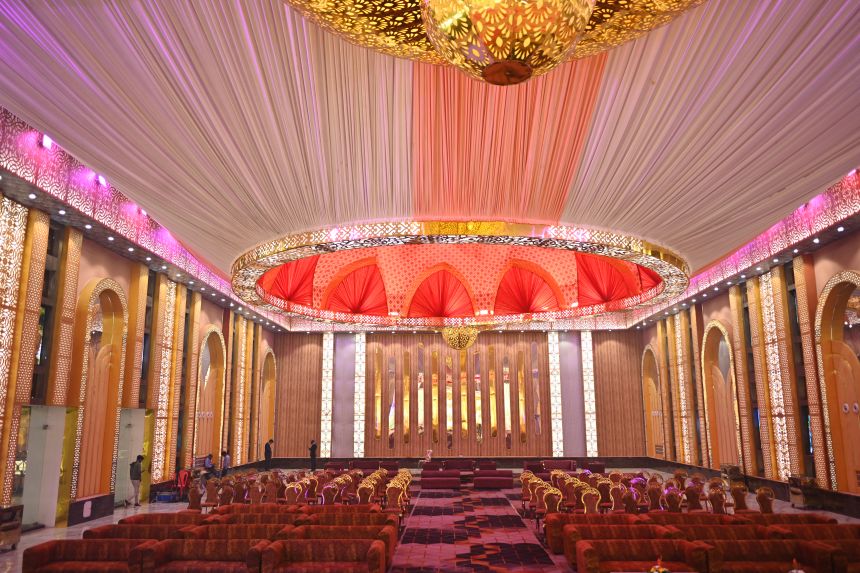 Banquet in Varanasi 1
